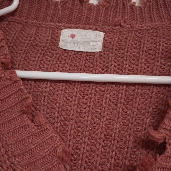 🦄Poof Apparel Cozy V-Neck Sweater with Frayed Hem in Mauve Size Large - Picture 5 of 5